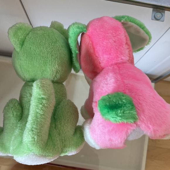 💚 Super Cute Stuffed Animals a Dog 🐶 & a Cat 🐱💚 - Picture 5 of 6